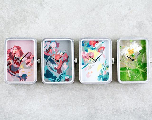 Anyone still looking for the perfect Valentines gift?? Check out these hand painted flora pieces by @tibirrell &amp; @leslieduke 😍🌸😍🌺😍🌱 Available now!! #schmutzwatches #artforyourwrist #handmade ————————————————- #watches #watchesofinstagram #watchar… ift.tt/2nXr3hg