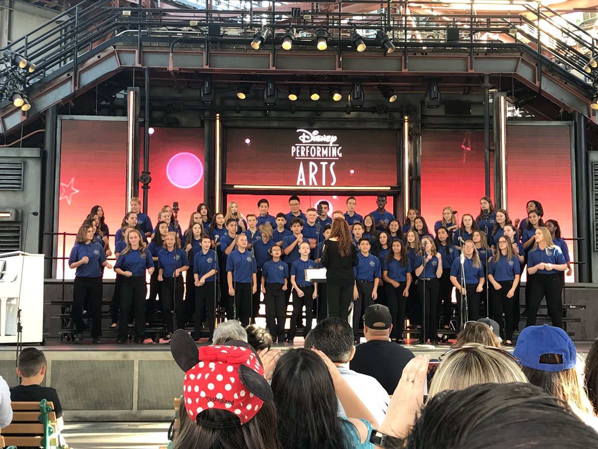 PJH49ers's tweet photo. Great job Pioneer Advanced Choir @ California Adventure!!! #Pioneerpride https://t.co/5paHQb1dMN