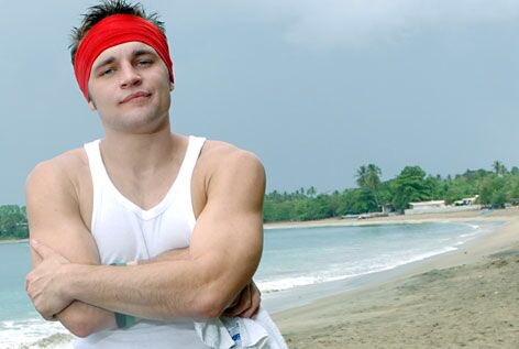 RachD1214's tweet photo. Throwback to @DerrickMTV third season, The Gauntlet 2!!! #TheGauntlet2 https://t.co/TjrH4Pg4lg