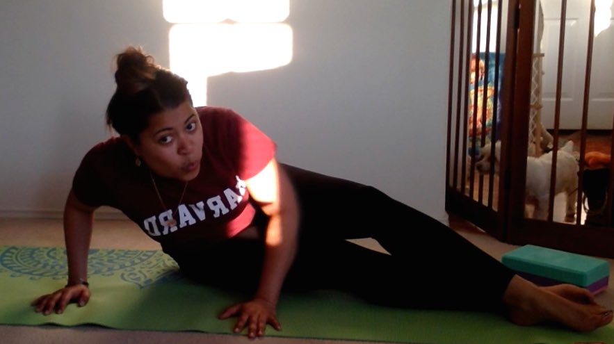 NikiBrown8's tweet photo. #BodyLOVEFest Challenge Day 8- Astavakrasana(8 Limb Angle Pose)
So here we are back... back at arm balancing. π I tried yaβll. Once again, challenging and humbling. Again, I was breathing. I promise Iβm smiling now. π Love yourself Boos! See you tomorrow. βπ½πππ½π https://t.co/cR1C52332d