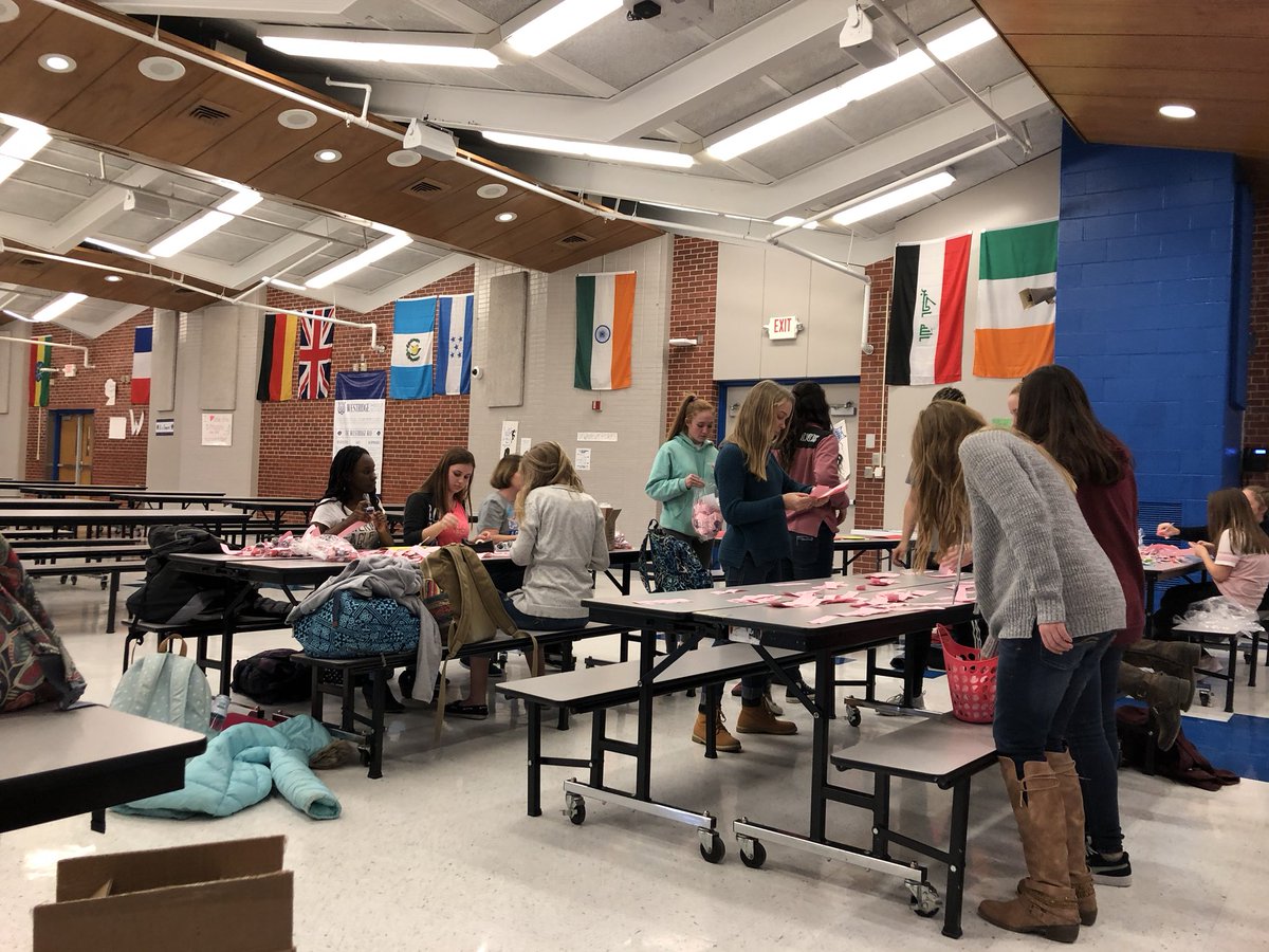 wr_stuco's tweet photo. All hands on deck putting those Valentine Grams for delivery together! https://t.co/0AGbcDbeFg