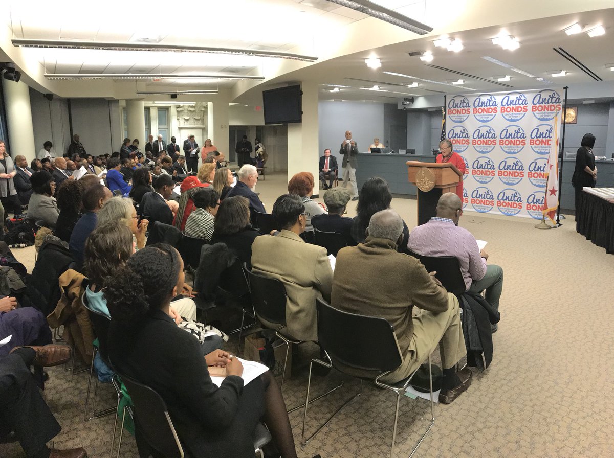 AnitaBondsDC's tweet photo. Standing room only! I am very honored to kick off the 3rd Annual #CommunityCornerstoneAwards ! Congratulations to all of our awardees and thank you for your continued service! https://t.co/GAsgBDveZN