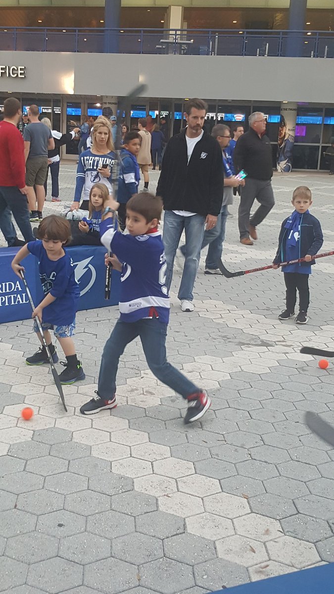 DNATWINS's tweet photo. #hondafansalute https://t.co/ZauHT3Hl4t