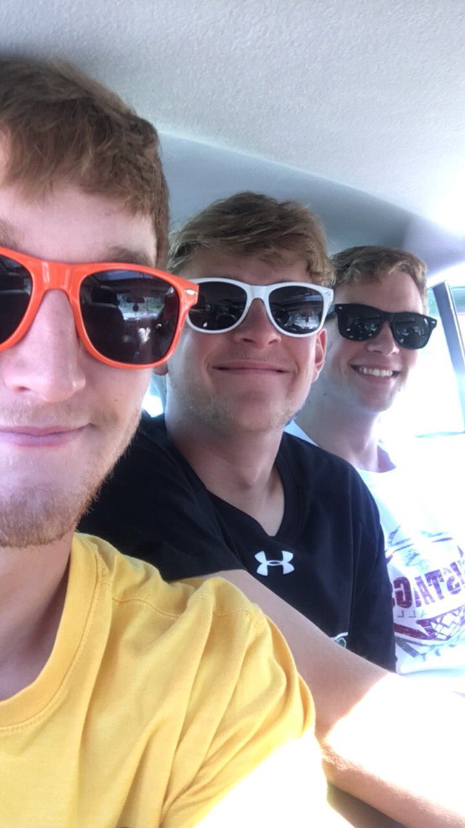 rystoll12's tweet photo. Happy 21st Birthday to the baby of the house! 🍻 Glad you can finally go from being 23 in Wyoming to being 21 in Colorado 😂 Hope you have a good rest of your day man 😊 https://t.co/y07246rzwy