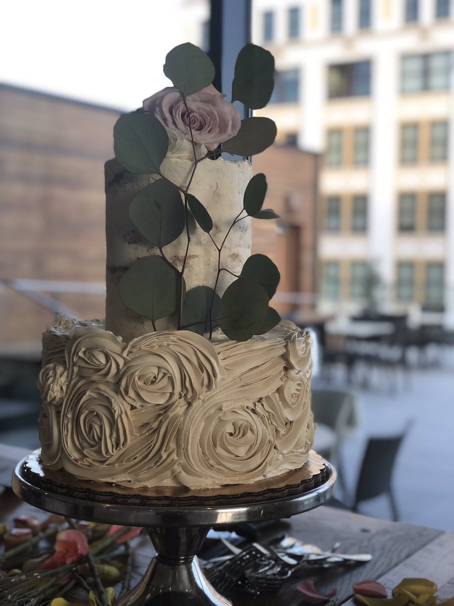 Happy birthday to US! If you signed up for the #meetanew newsletter, then you would've gotten a very special invite for tonight! Check out our IG story for more: <a href="/meetanew/">ANEW</a>