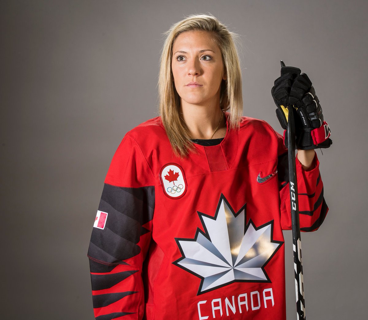 AdamPalmerRCMP's tweet photo. #VPD officer &amp; #Olympian @MeghanAgosta is at #PyeongChang2018 @Olympics competing for her 4th #GoldMedal with #TeamCanada @HC_Women! @VancouverPD @CityofVancouver @TeamCanada @CBCOlympics @HockeyCanada @CACP_ACCP #GoCanada! https://t.co/Eq6QdbOnnl