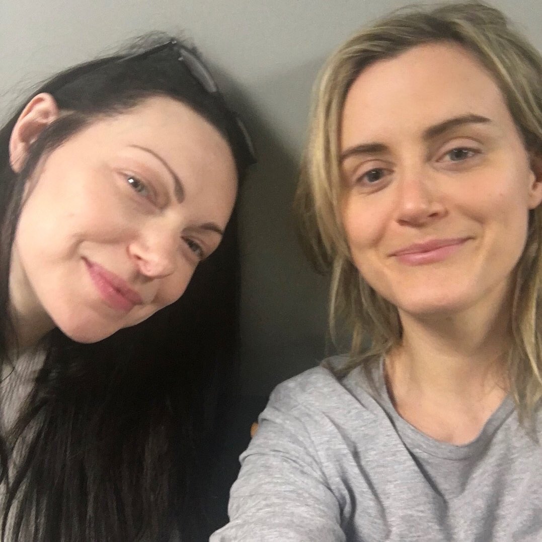 lizardliz_100's tweet photo. 😭😭😭😭 I feel so blessed! Laura always delivers them feels! Bring on season 6 pleaseeeee!!! https://t.co/el8LlV4Oyb