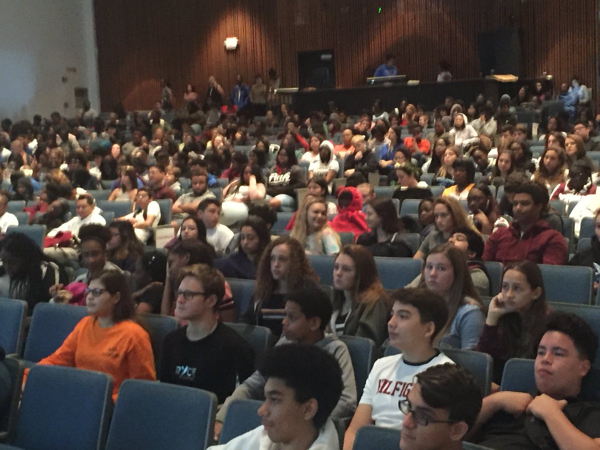 CoSRamirez's tweet photo. @listenthemovie @PrincipalPadura @browardschools @erahm_chris Thank you @flhsprincipal for allowing your Flying L’s to LISTEN @listenthemovie @browardschools @erahm_chris #BCPSListens https://t.co/sUjdksgwRa
