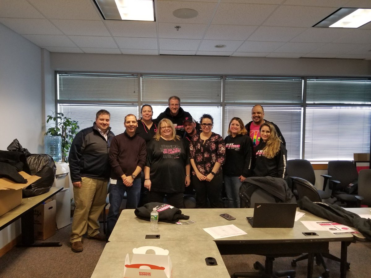 b_stafford580F's tweet photo. .@TMobile &amp; @metropcs #NewEngland 2018 #DiversityandInclusion team!  Making plans to make a difference! Not even half the team though.. great turnout after a major storm! @JohnLegere #BeYou #BeMagenta #BePurple #BeYourFullSelf https://t.co/d1KvKGan82