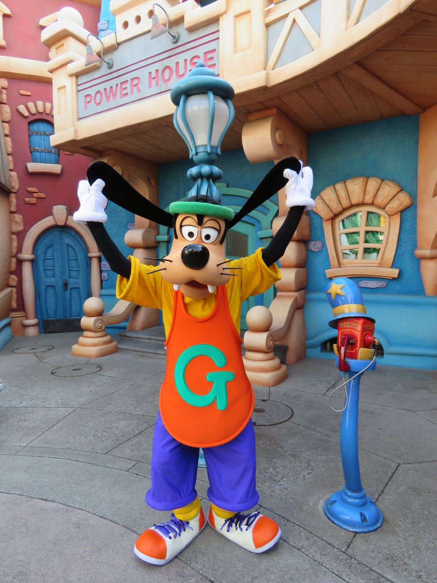 Parallelworld_d's tweet image. 陸インです！！！！！
グーフィーにワンショお願いしたら奥まで連れて行かれた笑