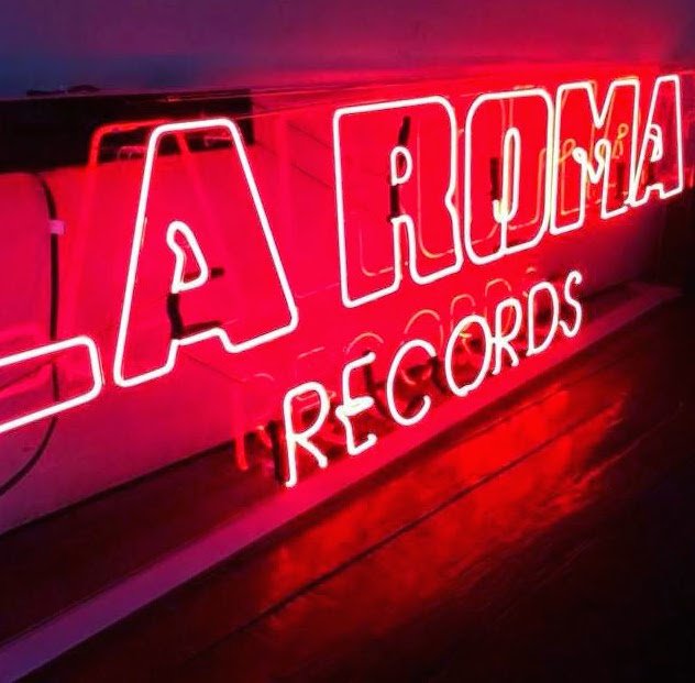 convoynetwork's tweet image. Ahora EN VIVO de 7:00 a 8:00PM los embajadores del vinilo en #Convoy: César de @LaRomaRecords, Manuel de @Revancha_DF @graneme_OG, y Humberto de @DiscosMono. Comunícate con ellos usando #RevoluciónPorMinuto