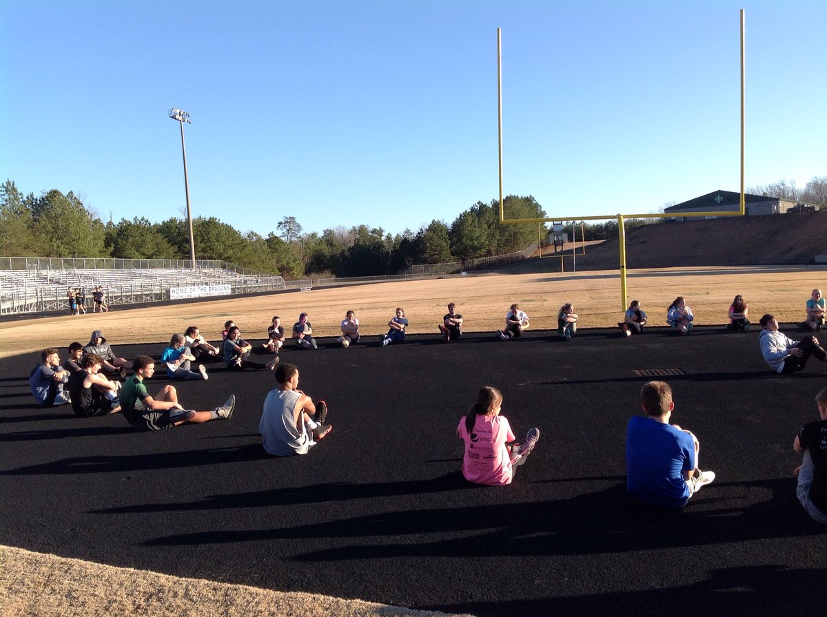 Pickens_Track's tweet photo. Way to put in work today! Let's keep it up! #PickensTrack https://t.co/MaGBD9W8c3