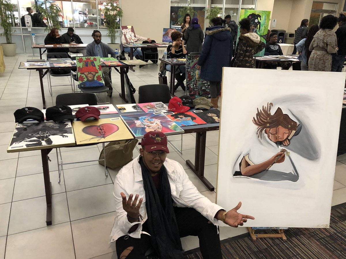 My_Art_Is_Life's tweet photo. Can’t wait for my turn in this big show and tell... #tweetlikeits2000 #odu #bam4 #thePerspectiveEye https://t.co/nFB0hWeYGJ