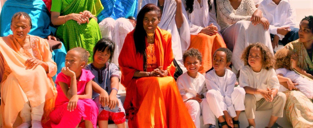 dark_shark's tweet photo. The Ecstatic Music Of Alice Coltrane #album #review #DivineSongs #TuriyaSings #TranslinearLight https://t.co/82mkTP0H3C https://t.co/aCGdaRfuHT