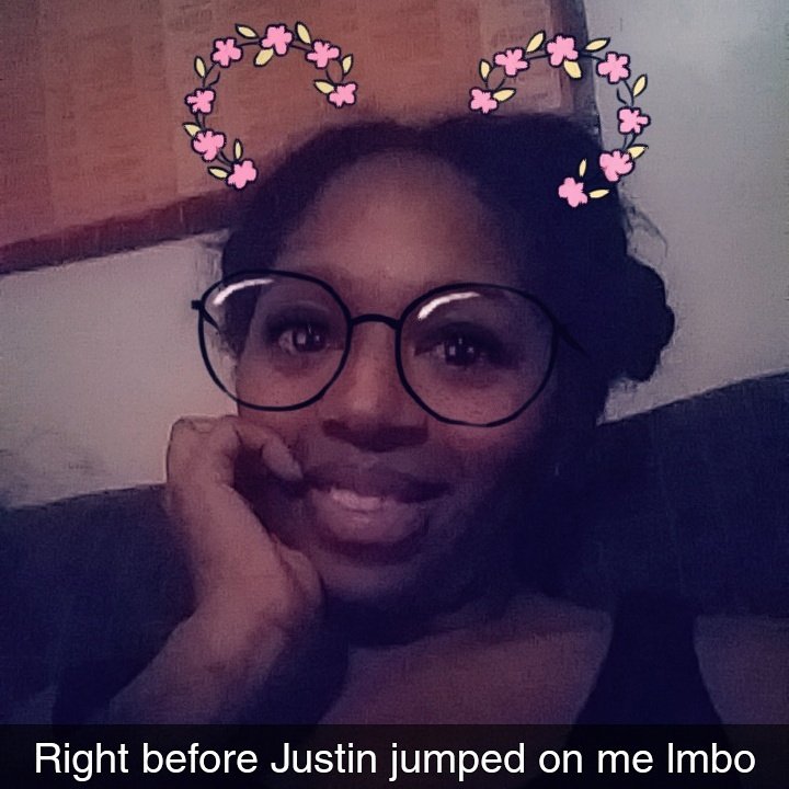 theflyymom's tweet photo. Add me on snap @flyycam 👻 #snapchat #mommytwitter #momlife #mommyblogger https://t.co/ety6CihmbP
