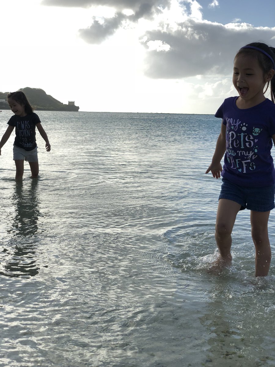 laniirey's tweet photo. Island girls at heart 🌺❤️ https://t.co/olBxv9Wqgl