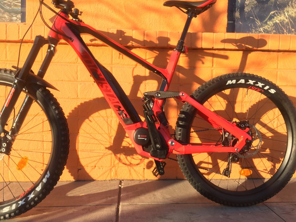 Moustache Ebikes “hear no battery, see no battery” with “no-see’m” hidden power system is one of our favorite models #ebike #electricbike #moustsachebikes @boschebikeusa