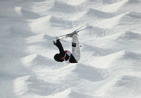 Olympics's tweet photo. Men's #FreestyleSkiing Moguls ⛷️♥️❄️ #PyeongChang2018 #Olympics https://t.co/hi1BabJOLI