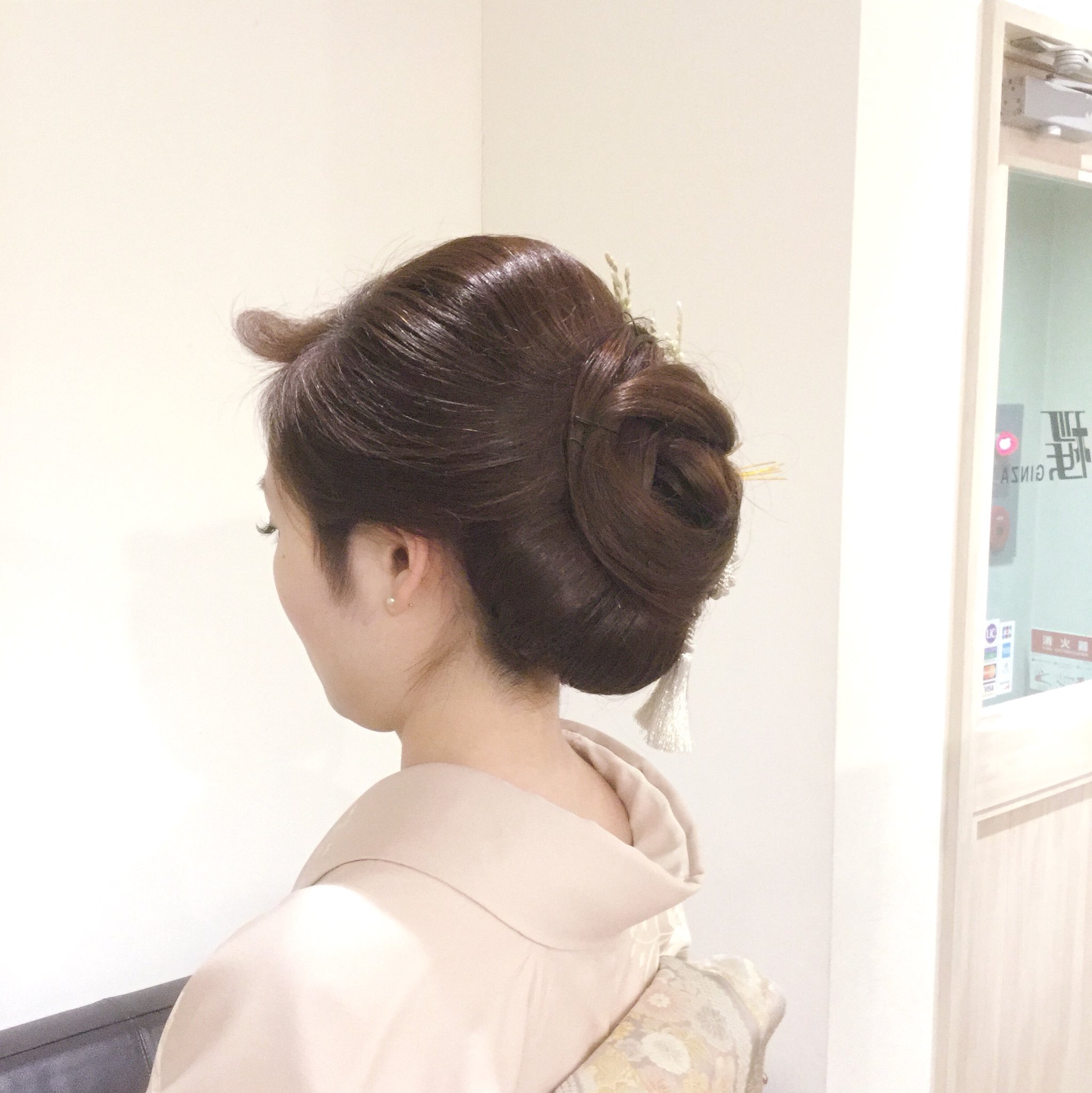 髪をつくる ヘアーエンジニア 髙倉里美 久しぶりに髪型up いつもお世話になっている銀座のママさんです とても上品でキュートなママ お正月はお着物きてお客様をお出迎え 私は銀座の女性の気遣いとおもてなしが大好きです 銀座 ヘアセット