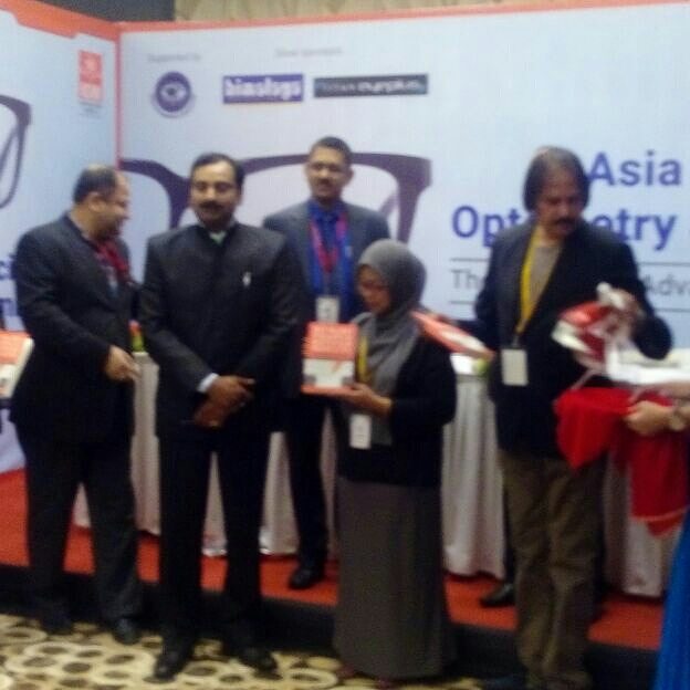 HeadHR_Deepak's tweet photo. Launch of #HPBR in Asia Pacific Optometry Summit in Durgapur. A book published by Bloomsbury India. A NSHM Knowledge Campus event. https://t.co/yXABe8l8SO