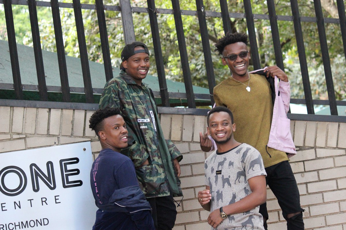 Chrondon_NRB's tweet photo. Buy &amp; Stream My Ep #ReadyForTheSummer featuring @lord_sicks @BhugaBhengu @flexrabanyan @DaSeeZa_SA @destro @ZuSathedemigod @sgod_gregfluential 🔥🌍🌊⛅🌴 Available on All Digital Platforms!! Link in Bio!!!

IG: https://t.co/5oLYYi6pmX 
Facebook Page : https://t.co/W2A9Nyazqg https://t.co/itX0Xv3Vh4