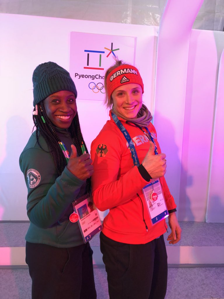 Etwas, was ich besonders mag an den #OlympicGames sind die viele anderen Nationen und Athleten. Hier mit der nigerianischen Skeleton Fahrerin Simi. #pyeonchang2018
