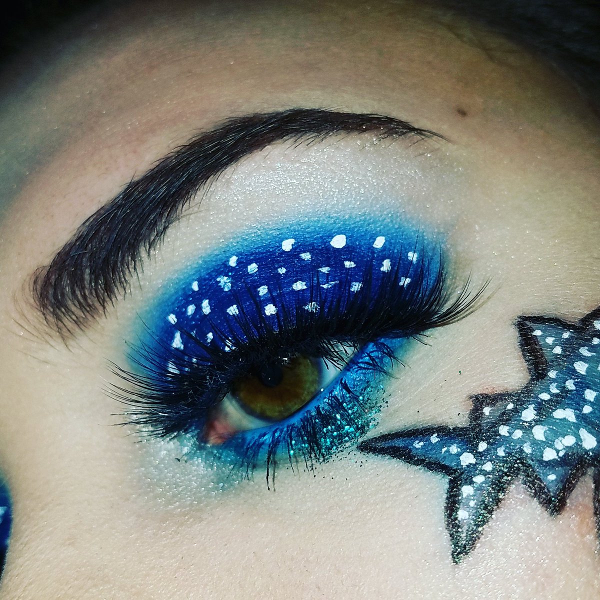 fiercekitty98's tweet photo. Things I did: that. I am so proud of him. Hated him at first but didn't give up 
#whaleshark https://t.co/0dJGSg00S3