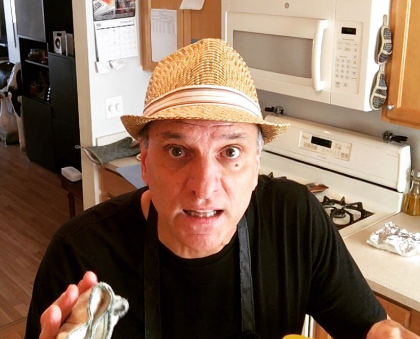Wait - a new episode Is dropping soon? Better catch up on all of Chef Cella recipes before it’s too late! Follow and subscribe by clicking the link below!🍽🔽
youtu.be/8fXQhau5ht0
#chef #cook #recipes #eat #food  #eatgoodfood #learntocook #comedian #chefcell #easyrecipes