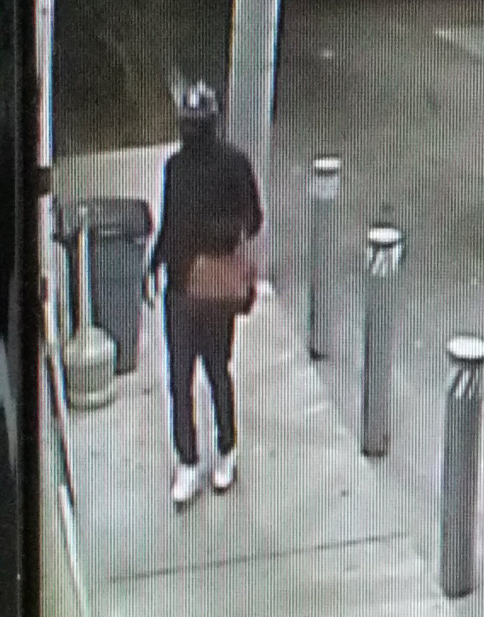 Attempt to identify and locate 
Armed Robbery suspect in Wesley Chapel 
If you can identify this individual call 800-706-2488 and ref case 18-005598