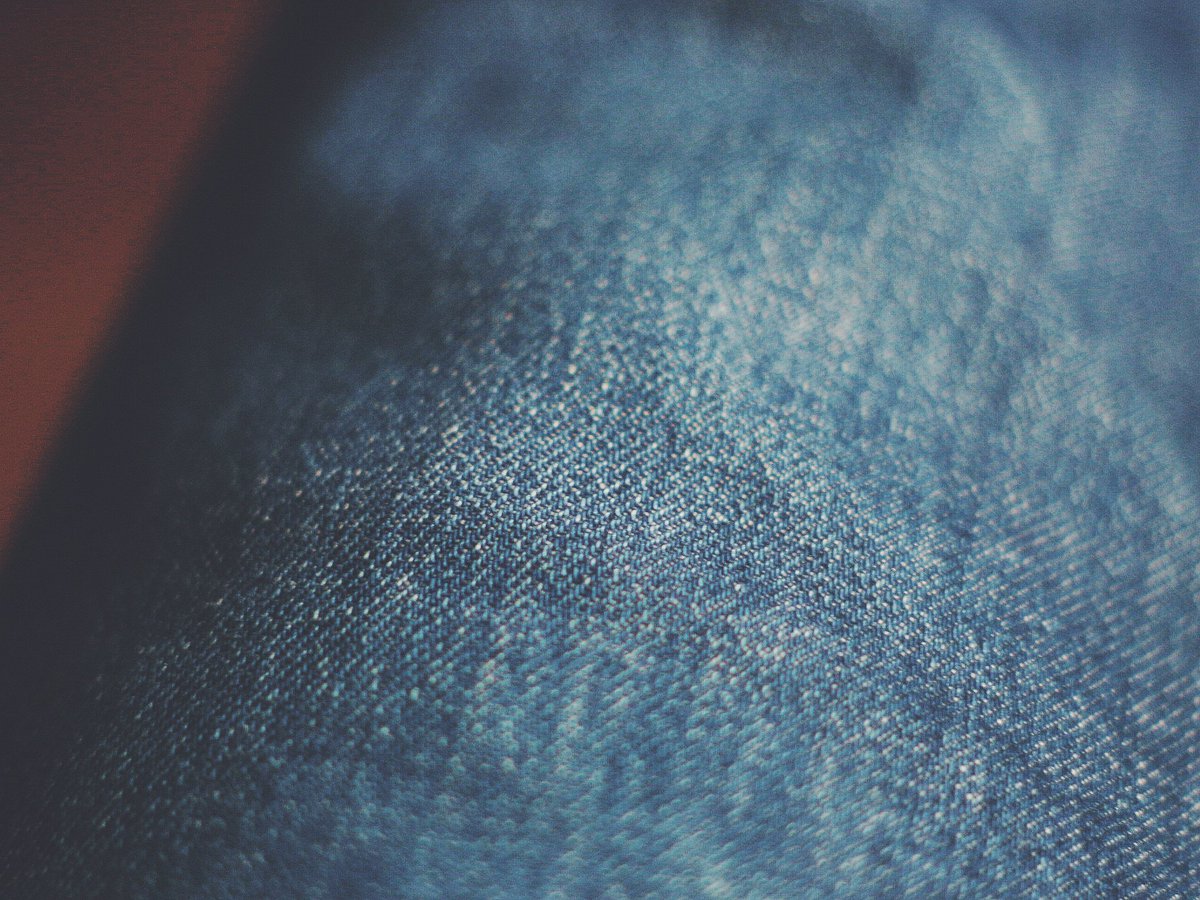 iwata09_com's tweet photo. 嗚呼美しき縦糸の軌跡(奇跡)
もっと近くで撮りたいけど限界。
#jeans #petitstandard https://t.co/OosZJs1pLV