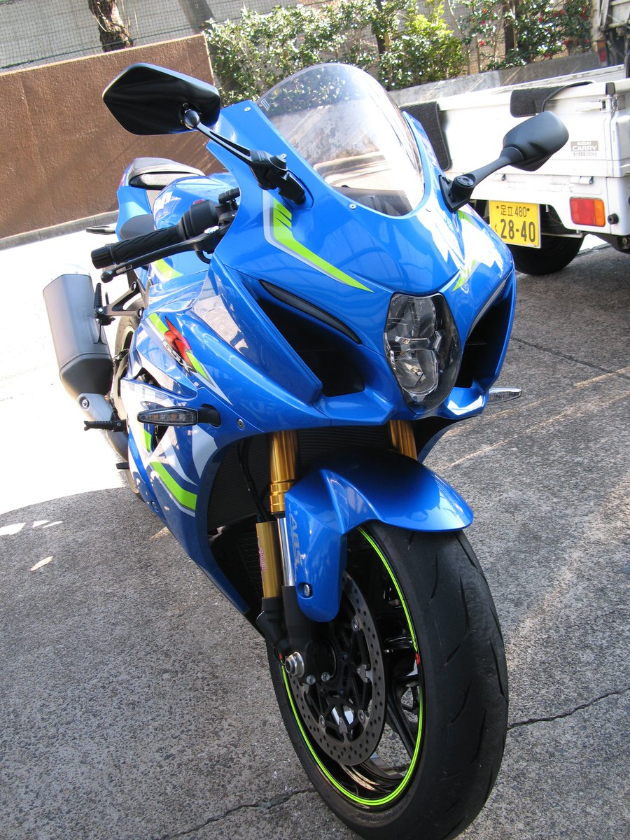 タナックス営業部 微公式 タナックス適合情報です Suzuki Gsxr125 17 Gsxr1000 17 Aex5 6 7 8 9okです 3 4はng Gsx R1000は純正の特殊ナット利用 シートバッグ両車両とも Kシステム取付ではシェルシートssのみ適合ok サイドバッグ