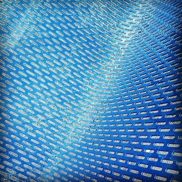 Andrea_Kennard's tweet photo. Frozen Arse
#blue #metal #texture #lines #abstract #pattern #repetition #repeatpattern #lostinpattern https://t.co/bIsMQT34nz https://t.co/Log1Idr9nh