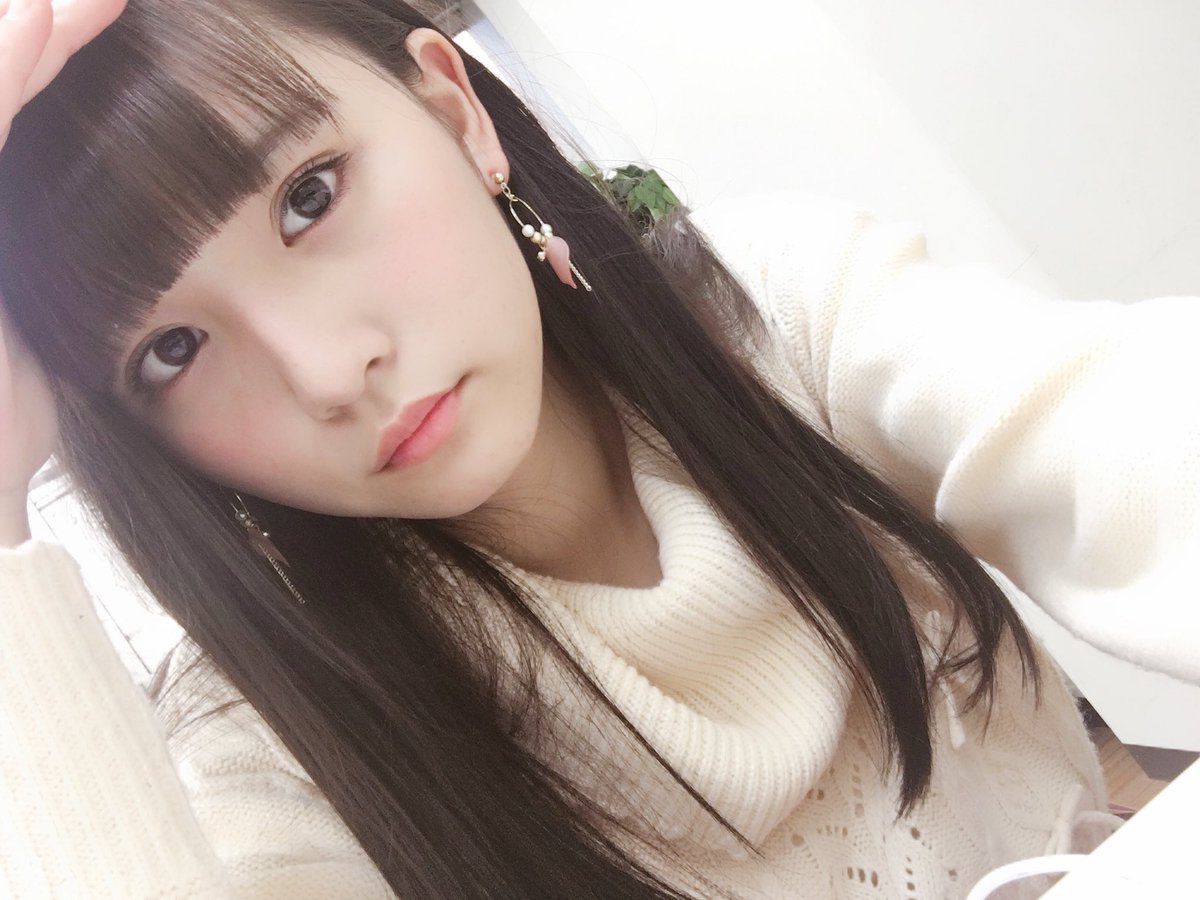 浅川梨奈
