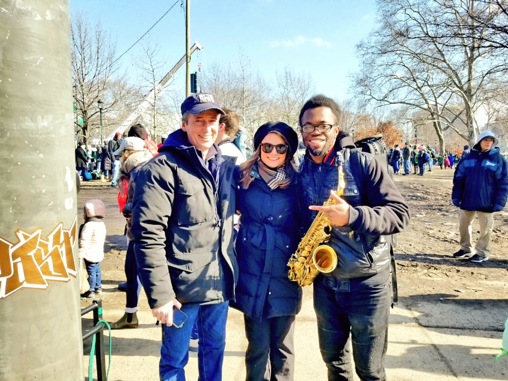 ikechionyenaka's tweet photo. "Now every move I make, I'm in the news with it" ~ Meek Mill

Link in my bio
#blessed #philadelphia #philly #upperdarby #69thstreet #philadelphiaeagles #phillyeagles #eagles @philadelphiaeagles #eaglesparade #parade #flyeaglesfly #superbowl #nfl @nfl #saxophone @theshaderoomobi https://t.co/KQ5BJipoEM