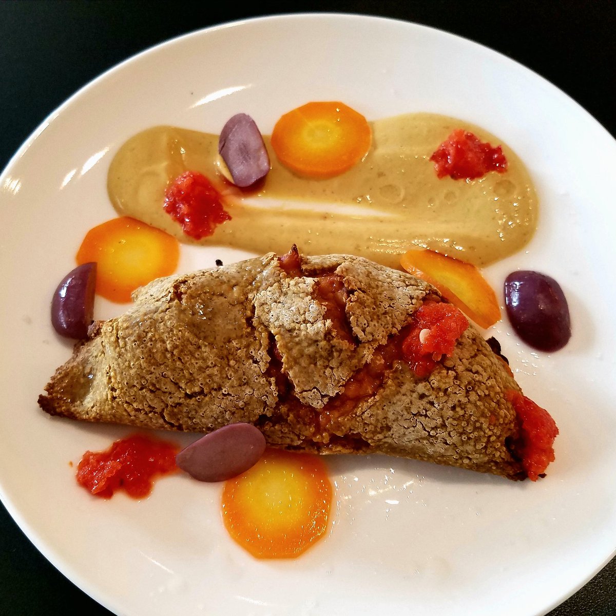 katiewire's tweet photo. Listened to Chef Jose Luis de Cossio on @foodpodcastPDX in the morning, which naturally led to an #empanada #lunch at @Paichepdx. #pdxeats #pdxfood #pdxrestaurants #pdxdining https://t.co/Tbigfrvib8