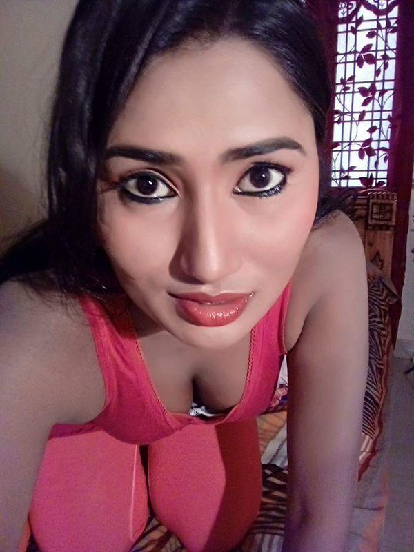 todaytalestt's tweet photo. Retweet if you want to chat ? https://t.co/rCLM8HPNlU