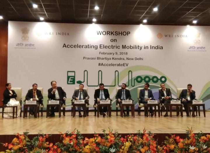 ShaktiFdn's tweet photo. @KrishanDhawan1, CEO @ShaktiFdn on battery swapping for #emobility solutions
@NITIAayog @WRIIndia
#AccelerateEV https://t.co/9FnoAAXRxw