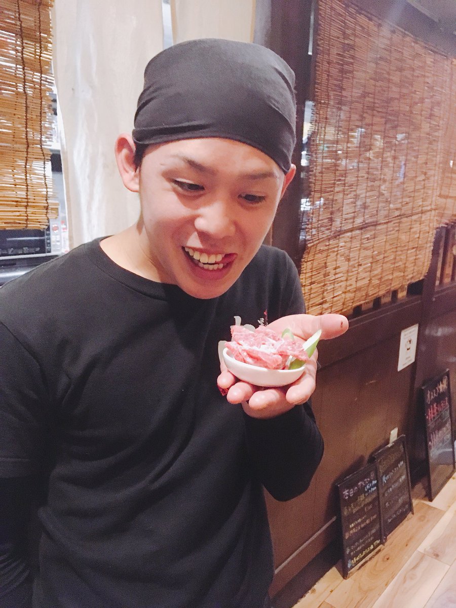ট ইট র 肉もん 京都 プチ肉ケーキ 京都 四条大宮 焼肉 石焼 肉もん ホルモン ぎゅうっと抱きしめて 肉しか信じない 食べログ 肉ログ 肉りますか お祝い 肉ケーキ インスタ映え Yummy No肉もんnolife 肉スタグラム フォトジェニック