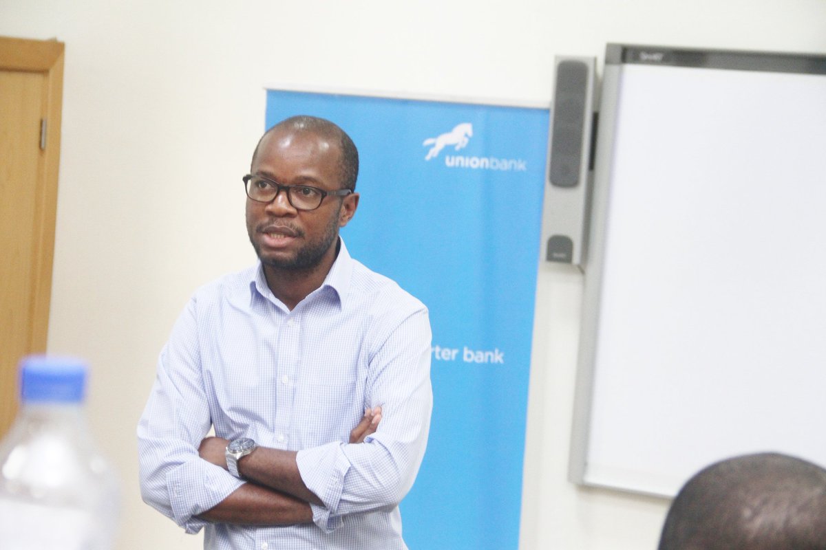 LEAPAfrica's tweet photo. Dabesaki's work at Ford Foundation and perspectives from years of working with businesses set up for social good just like our #LEAPSIP2018 Fellows was interesting to learn. He guided our Fellows through the process of measuring impact for long-term sustainability.#SocialEnt https://t.co/OLL93BOuqB