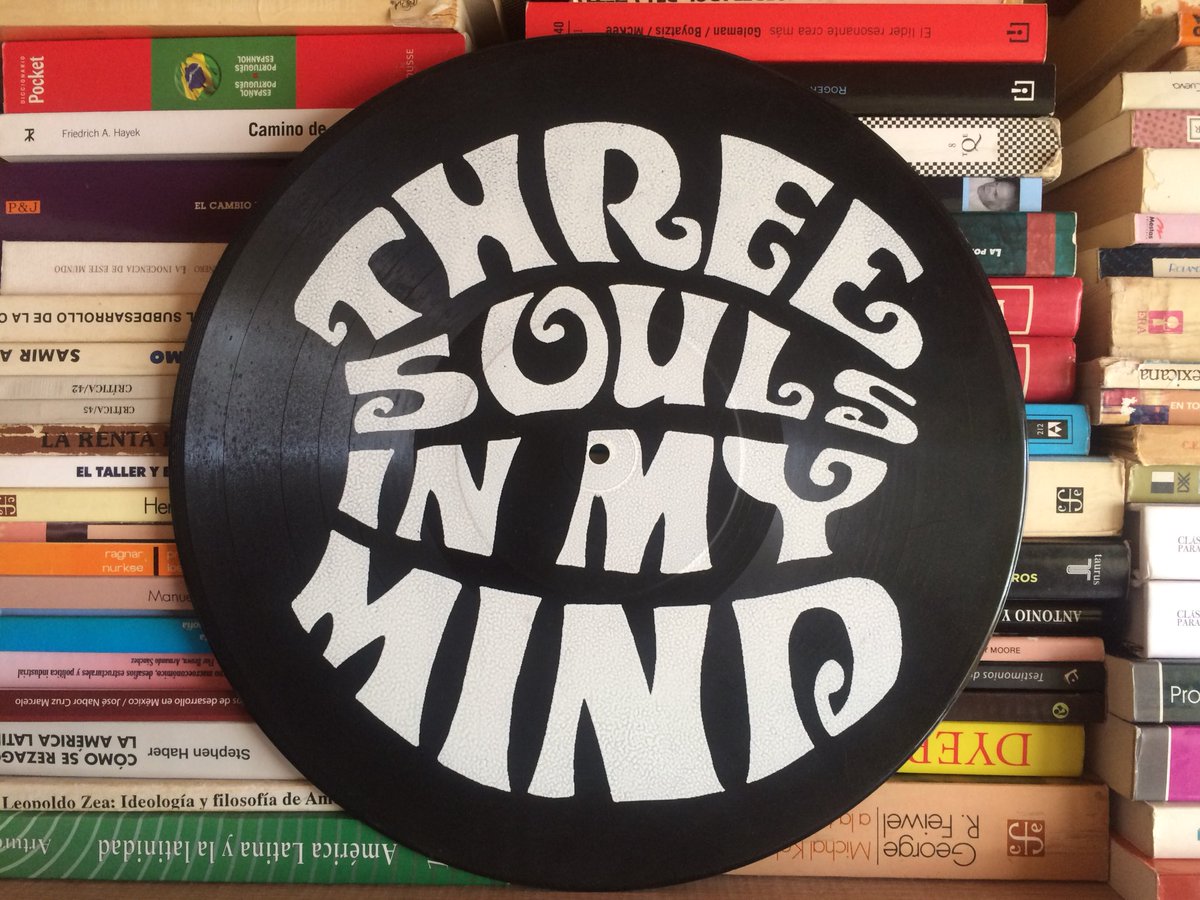 noxpressmx's tweet photo. En este 2018 se cumplen 50 años del primer concierto del Three Souls in My Mind, banda que cerró el Festival de Avandaro y encabezó los carteles de los Hoyos Funkys, ¿ustedes como recuerdan a Three Souls? #RockMexicano #TSIMM #MxRock https://t.co/TdOup6tktq