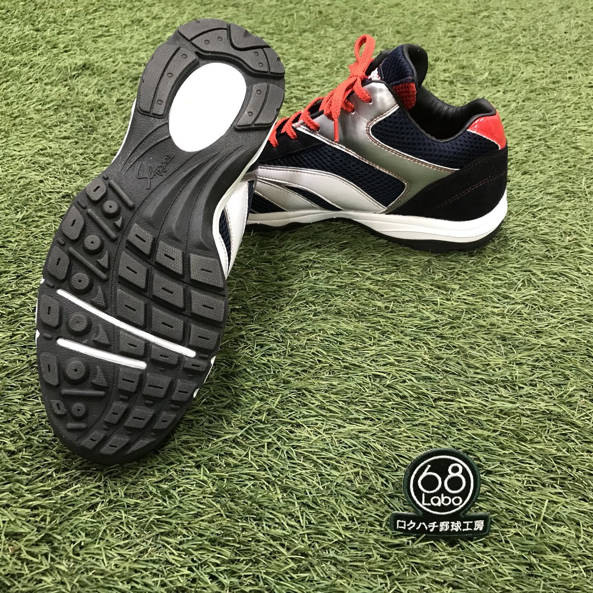 新品　久保田スラッガーaggrevo アグレボ　オーダートレーニングシューズ野球 ○久保田スラッガーシューズオーダー モデル:AggRevo カット:3/4カット
