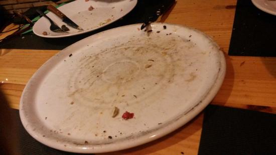 tooidols's tweet image. EL BORDE DE LA PIZZA

se come: RT
se deja: Fav