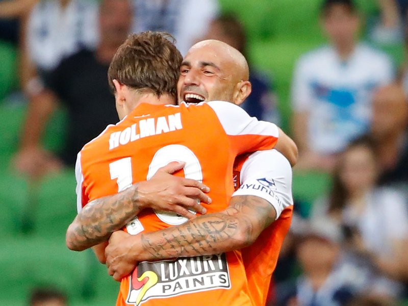 #BrisbaneRoar Melbourne Victory 1 Brisbane Roar 2: Maccarone magic boosts fina.. #GoRoar dld.bz/gAYvz
