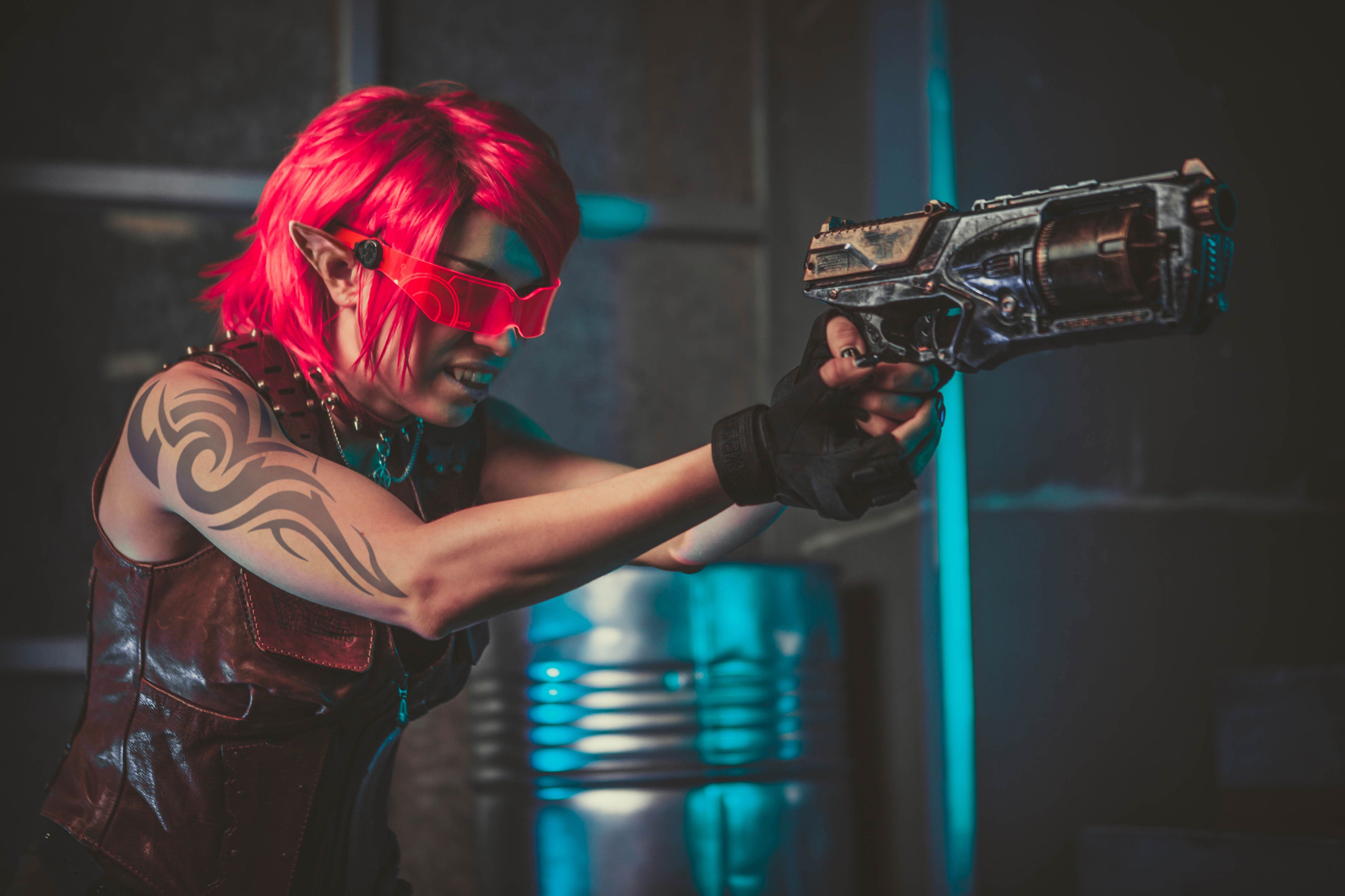 Ashiel_Neronamyde on X: #ashielneronamyde #shadowrun #shadowrunners #elf  #cosplay #cosplayergirl #cosplayer #Cyberpunk #decker #hacker   / X