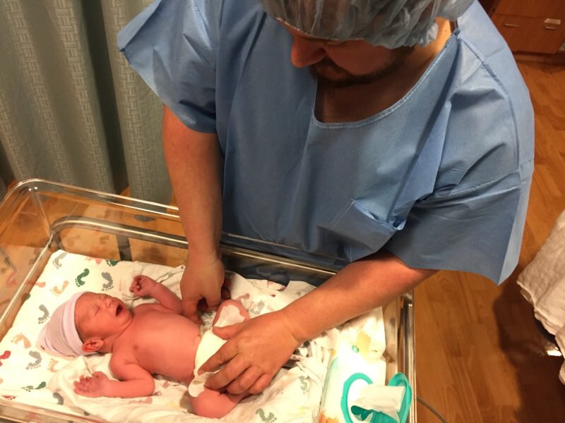 l4for4's tweet photo. It’s official! ..Another day added to the Top 10 Days of my life. After 32 hrs of labor Britney and Ken finally delivered into our world our healthy grandson Royce. What a Blessing! God is so good! #SwitchHittingCatcher @_cub_baseball @BrenhamISD https://t.co/DXIhZfwLPC