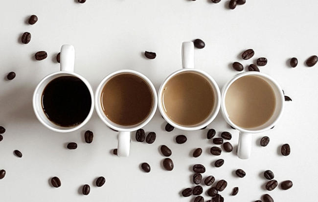 runnersworld's tweet photo. Which type of coffee is easiest on your stomach: light or dark roast?
 https://t.co/cICKhziuhp https://t.co/MSS45XF71N