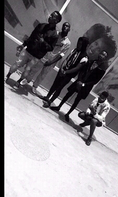 Kolv3R's tweet photo. SAVAGE 💸💪 https://t.co/erU1yPrYuS