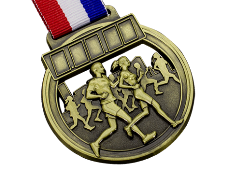 govirtualrunner's tweet photo. Who wants a nice new medal, can you run 26.2 miles from now until April? Do you want to help charity? Sign up to our virtual run https://t.co/lz3gXQyA6U https://t.co/AKvDlMNXIf