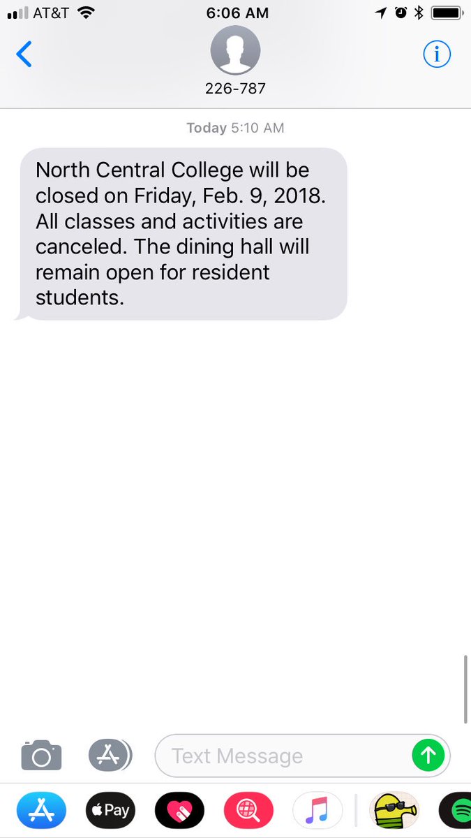 ZMichaelMichael's tweet photo. This is like the second time in my whole academic career that school has actually been canceled. #PrettyPumped https://t.co/1H5IxgkYk9