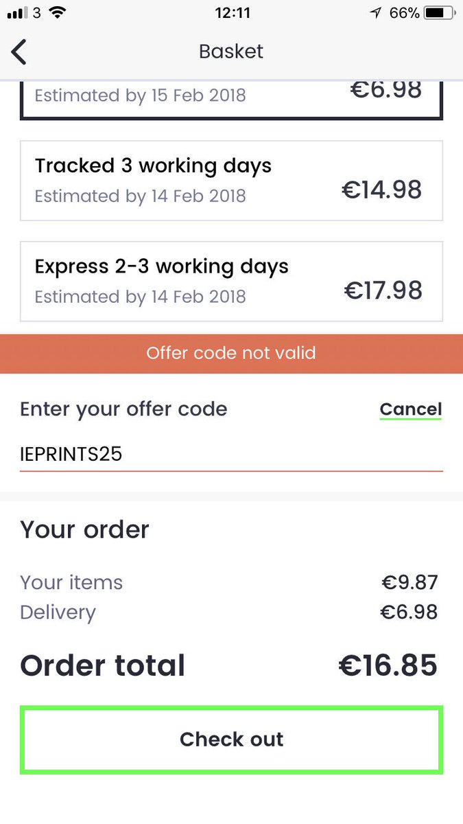 kerrie_nash's tweet photo. @PhotoBox_Help the code for 25% discount is working, is there a problem with it ? https://t.co/K5RKadmpO3